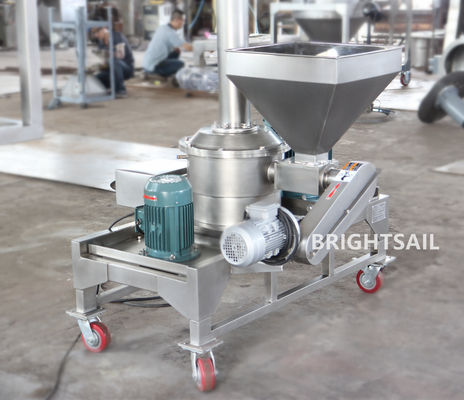 Η ικανότητα 100-1800kg/Hr καρύκευσε τη μηχανή θραυστήρων πιπεροριζών 15mm